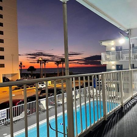 מירטל ביץ' Vancouver Motel מראה חיצוני תמונה