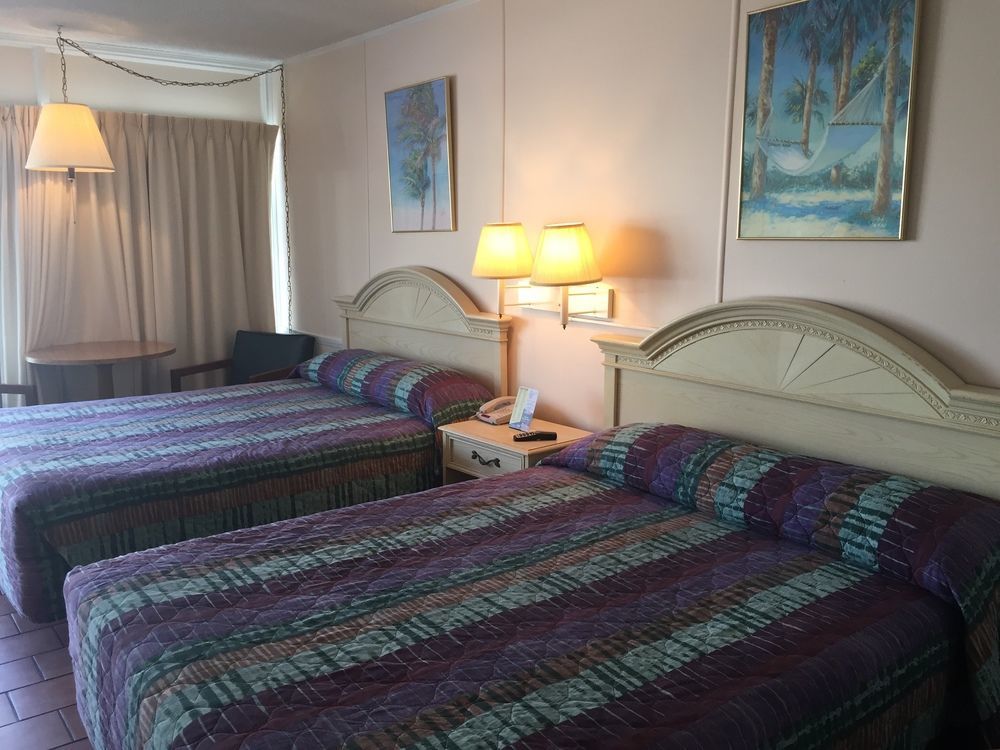 מירטל ביץ' Vancouver Motel מראה חיצוני תמונה