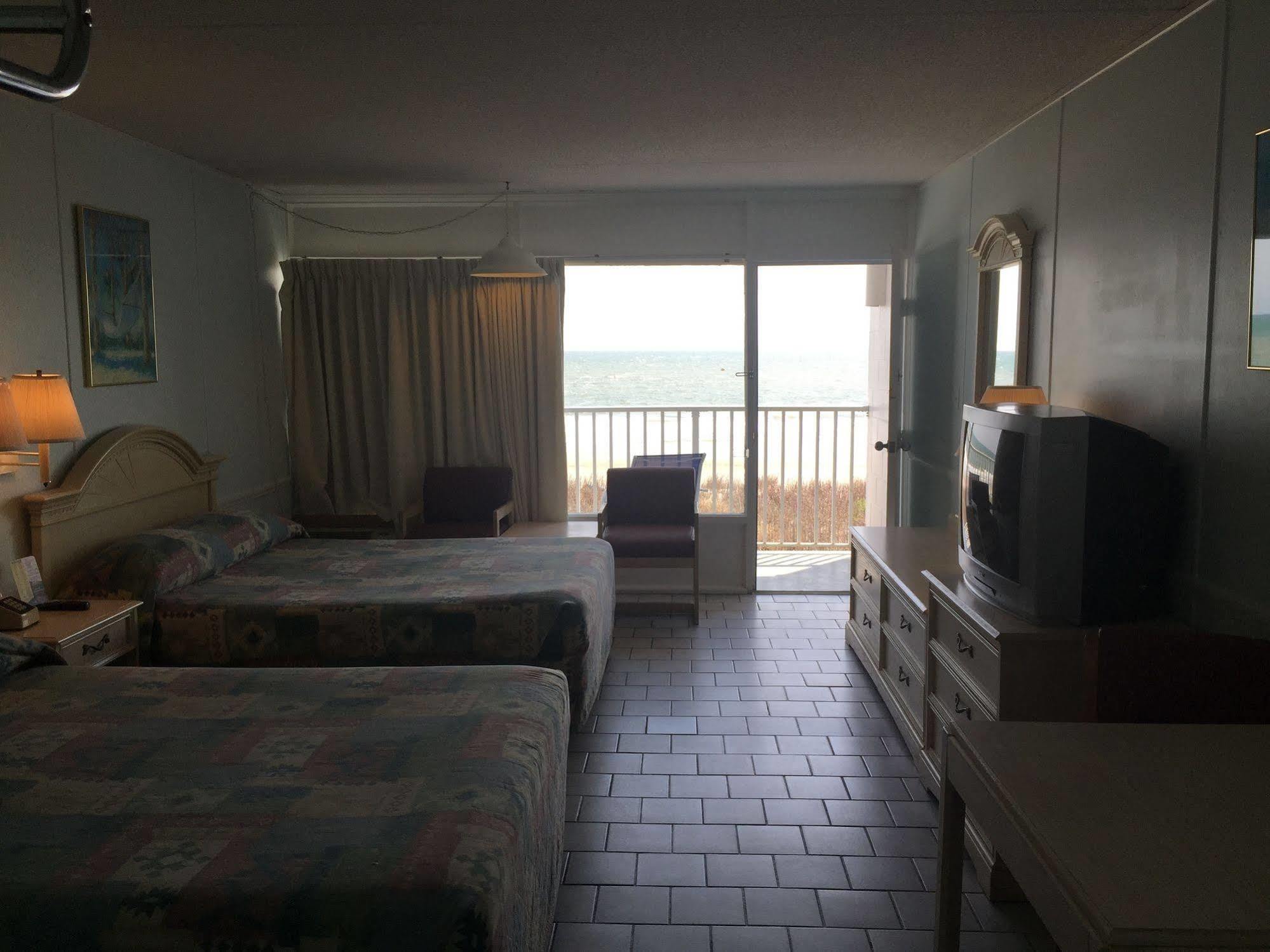 מירטל ביץ' Vancouver Motel מראה חיצוני תמונה